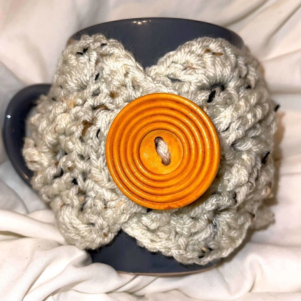Handmade coffee tea mug hug hugger cozy NEW gift cream tweed grey gray
